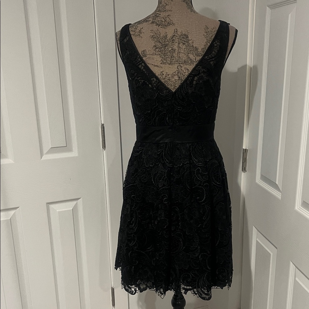 Black Item - image 4